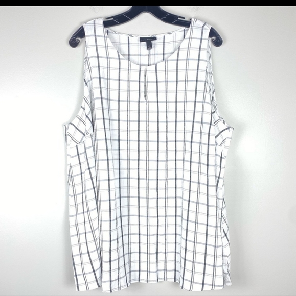 Lane Bryant Tops - Lane Bryant Sleeveless Top - Size 20